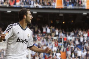 爱游戏体育官方网站-“马丁·高尔西的表现震撼橄榄球界，未来成就不凡”