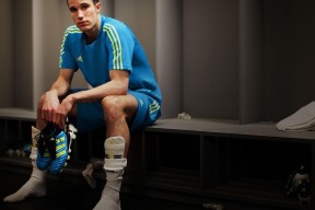 爱游戏体育官方网站-女子200蝶两强之争，谁掌控节奏？，女子200米蝶泳百度百科