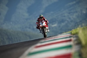 爱游戏娱乐-俱乐部财政状况对球队表现的影响，俱乐部财务制度范本