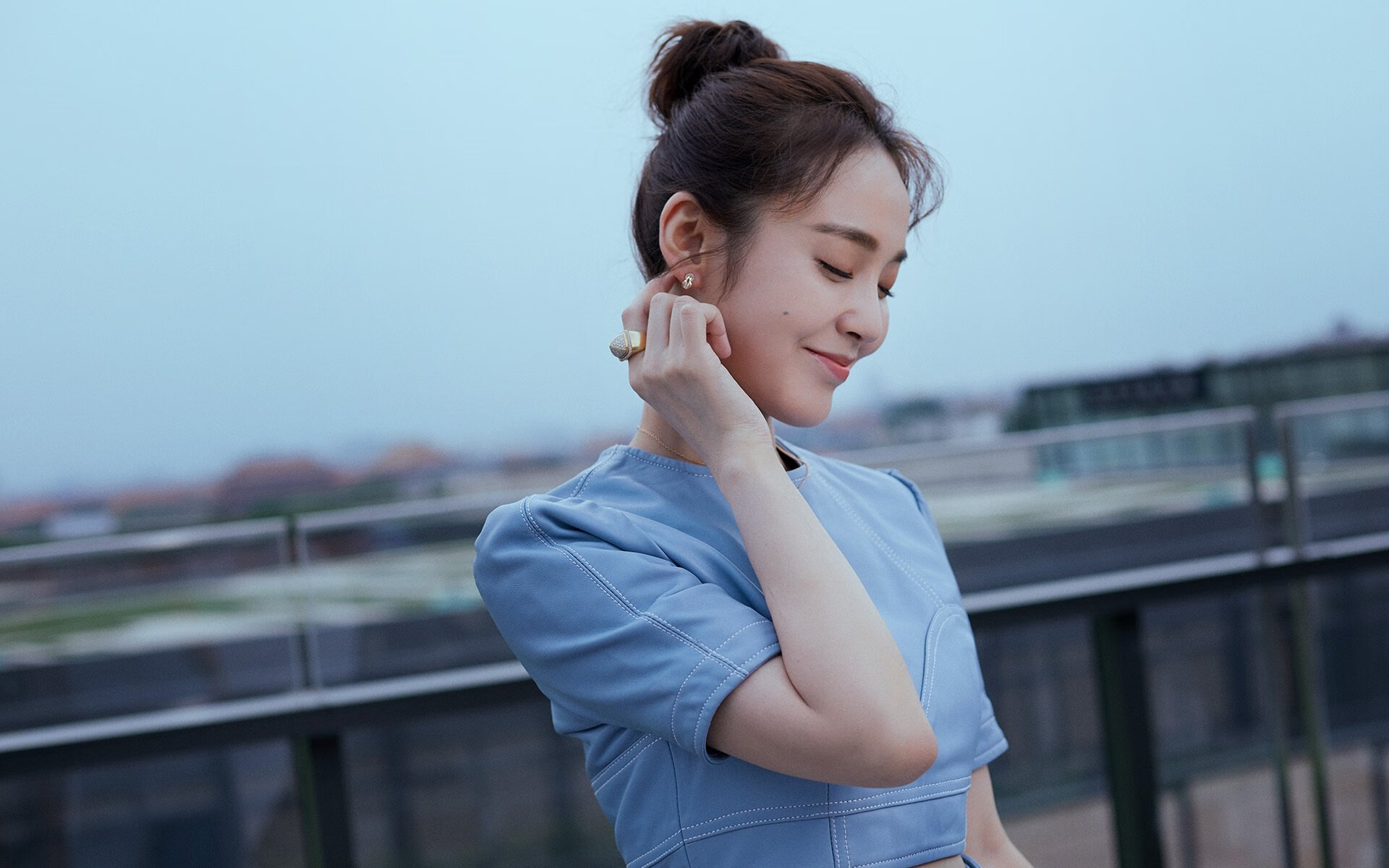 关键球员伤愈复出,赛场表现抢眼重振球队士气,球员伤病情况