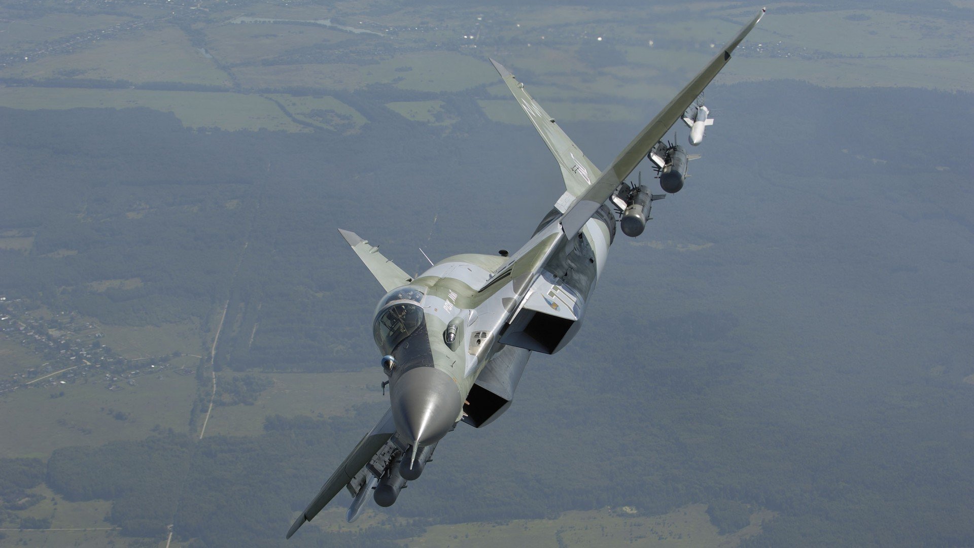 卡特的罚球与踢球技术堪称橄榄球界的巅峰之作,卡特生涯罚球命中率