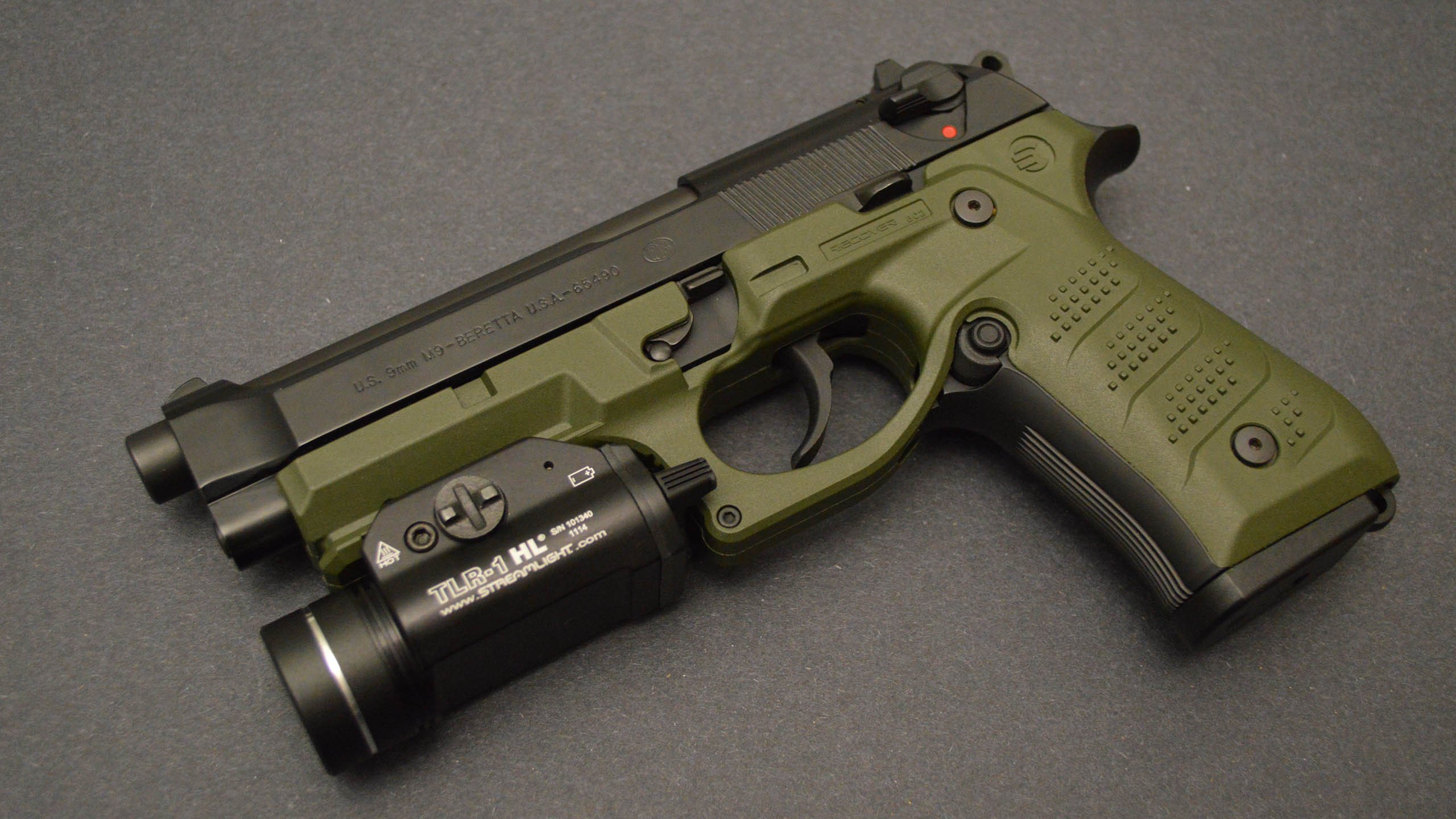 曼联新援首次亮相即送助攻引爆全场,曼联2021新援