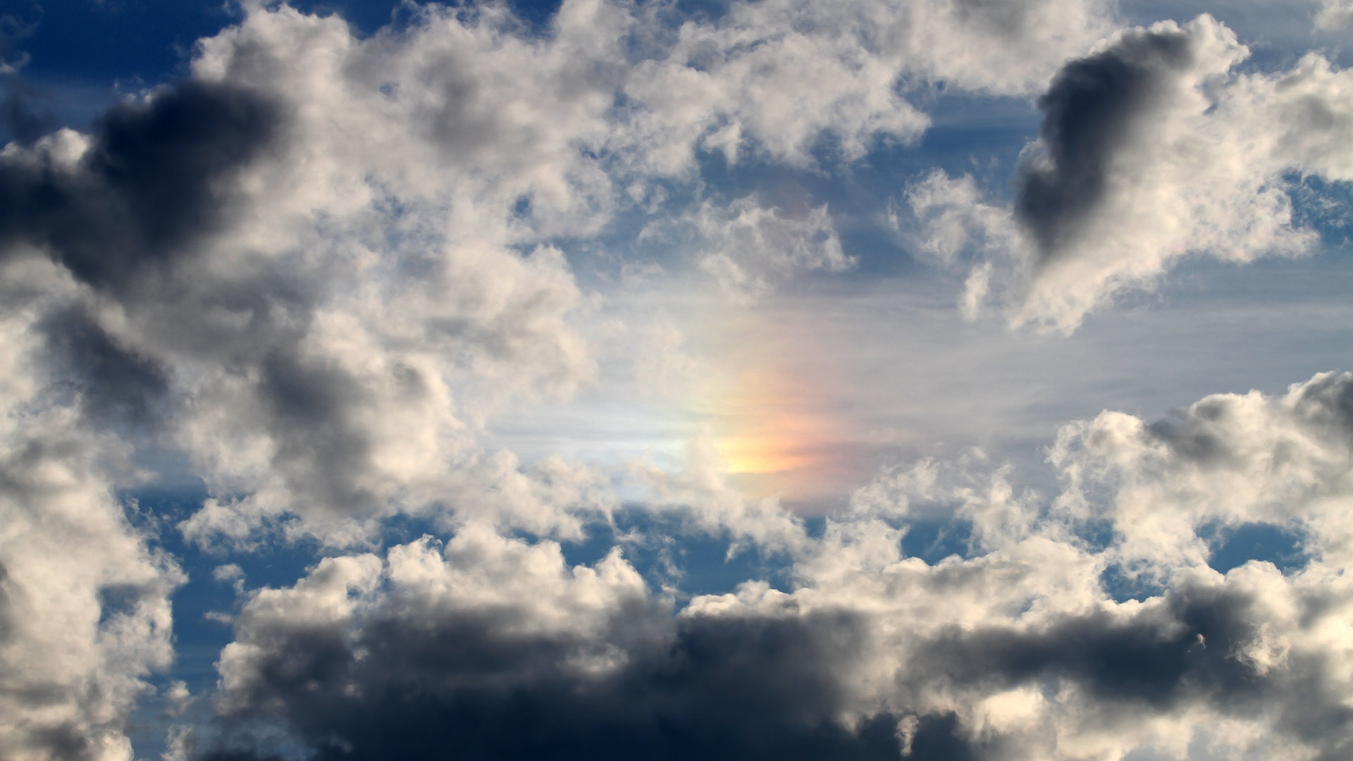 欧洲高水平俱乐部联赛,意大利球队爆冷夺冠,现场火爆异常,意大利欧国联赛战绩