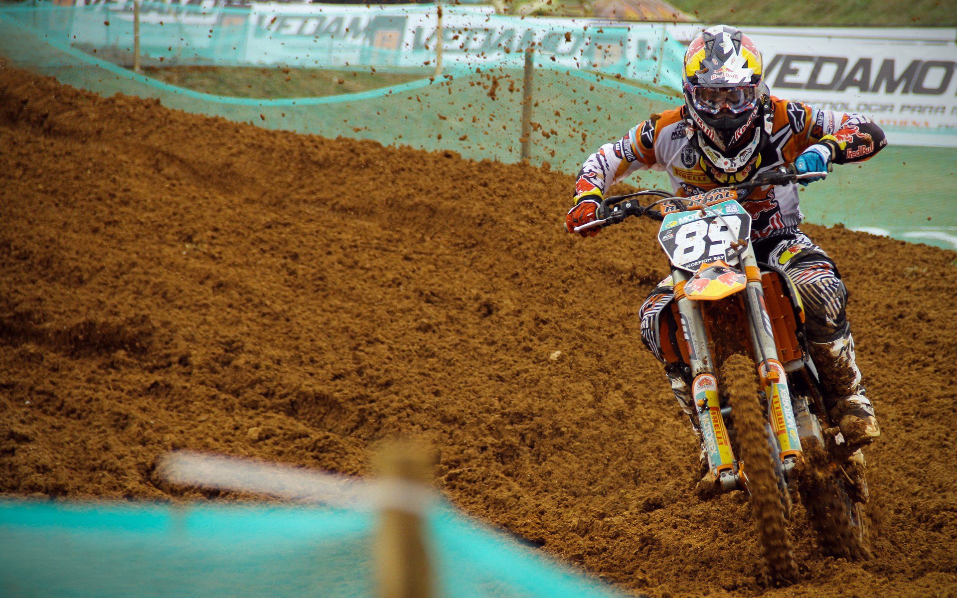 世界杯小组赛第三轮：美国与墨西哥握手言和 双方心照不宣避免同归出局险境